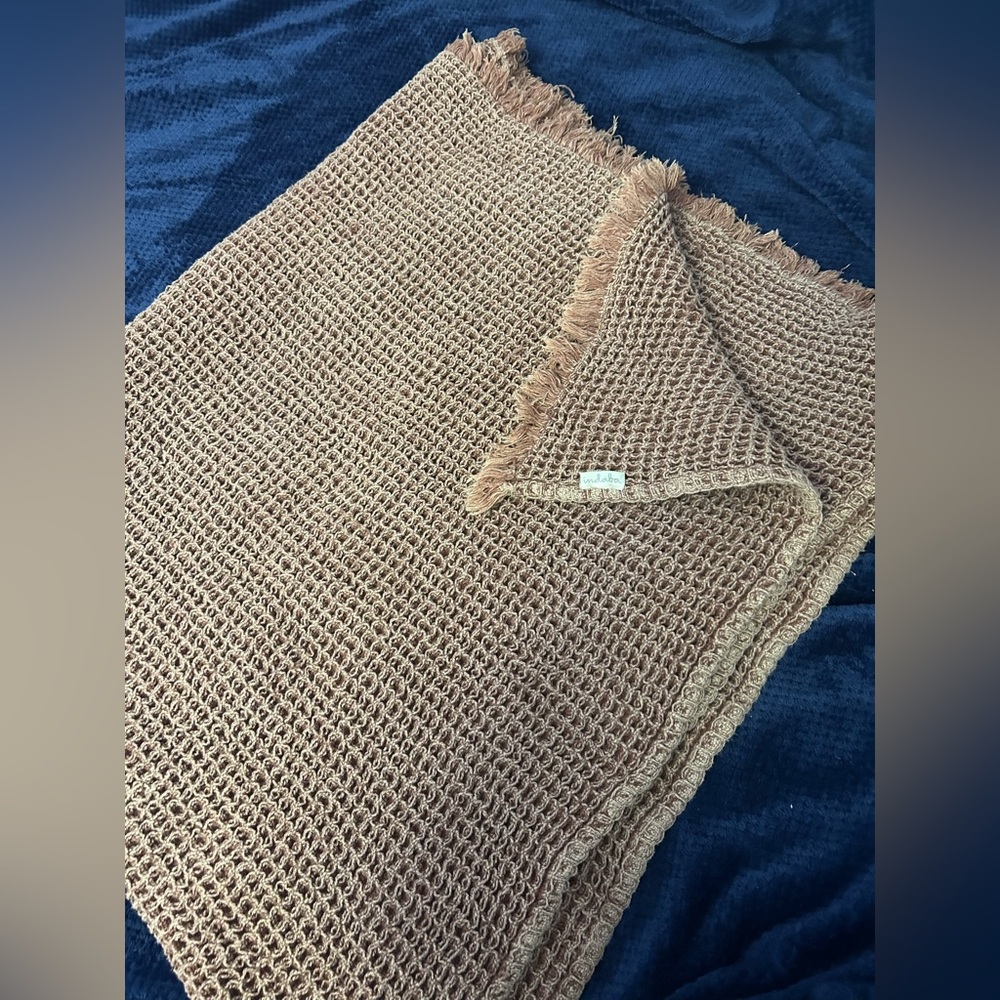 Indaba Cozy Woven Blanket ✨